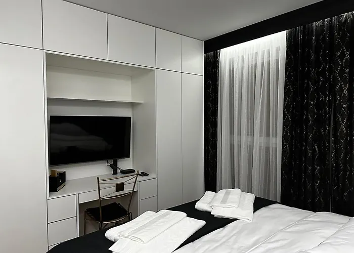 Elisabeth Gold Vip Апартаменты