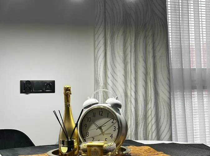 Elisabeth Gold Vip *